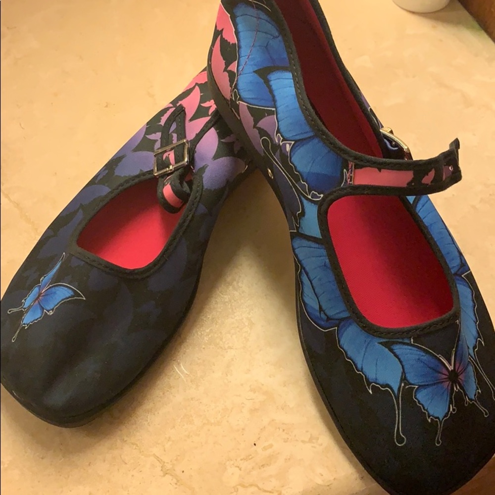 Hot Chocolate Butterfly Flats